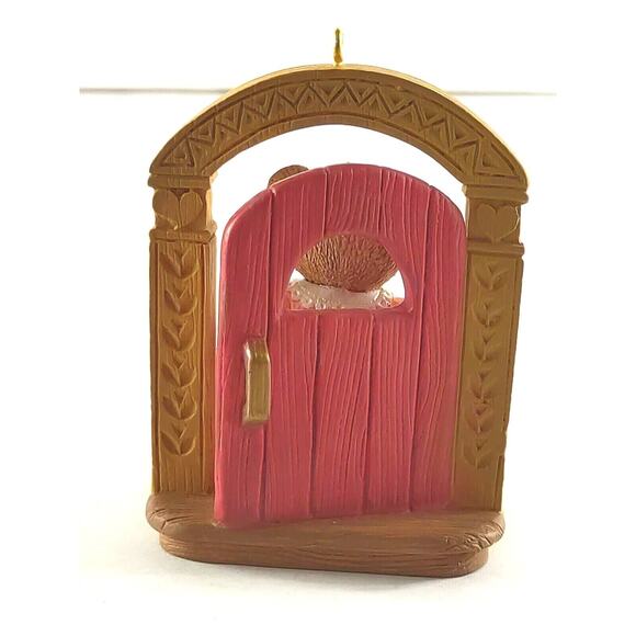 Hallmark Keepsake Ornament 1993 Your Always Welcome Bear Tender Touches Signed - Picture 8 of 10